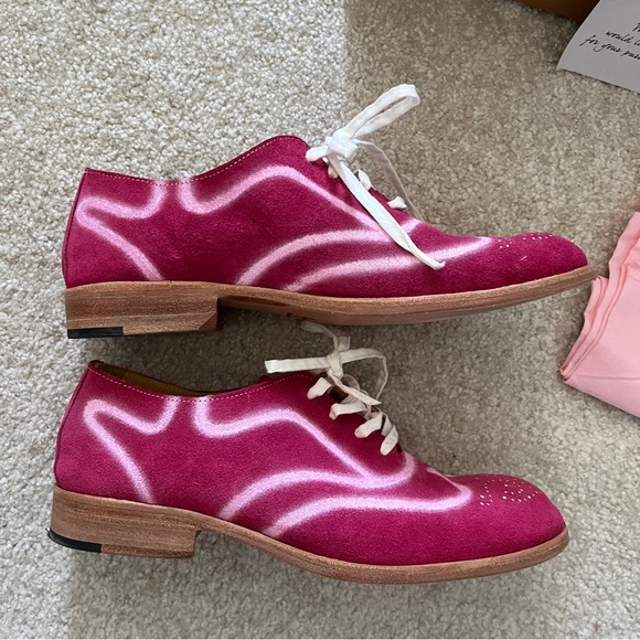 Collectable Esquivel Hand Painted Wingtip-Fuchsia Oxford Shoes 8 - Picture 13 of 14